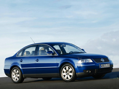 Переходная рамка AVIS AVS500FR для VOLKSWAGEN GOLF 4 / PASSAT B5 / BORA, 2DIN (#145)