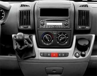 Incar RFR-N21W - Переходная рамка Citroen Jumper / Peugeot Boxer / Fiat Ducato (2006-2011)