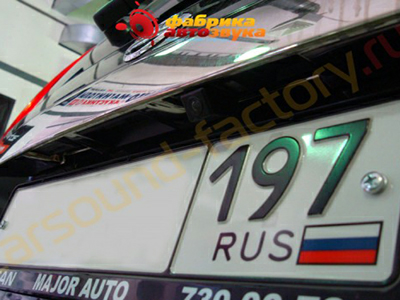 nissan_qashqai_shtatnaya_kamera