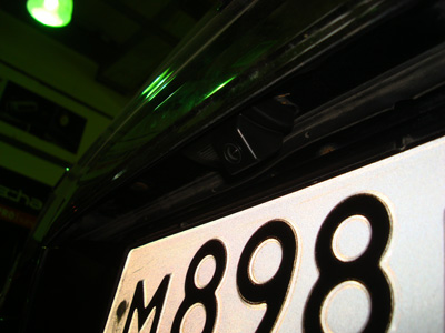 shtatnaya_kamera_zadnego_vida__0