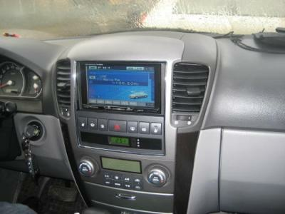 Переходная рамка AVIS AVS500FR для KIA SORENTO II  / RIO I (2002-2005), 2DIN (#065)