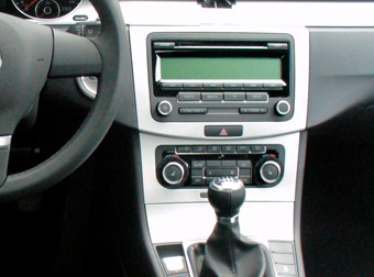 Incar RVW-FC585 - Переходная рамка Volkswagen Passat 2010-2014 (B7); Volkswagen CC 2012-2018 (10")