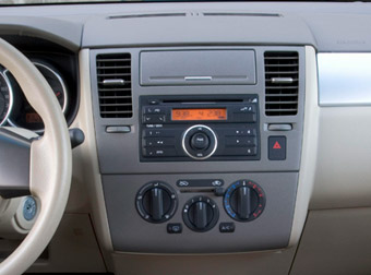 Incar RNS-FC469 - Переходная рамка NISSAN Tiida 2004-2011 (9")