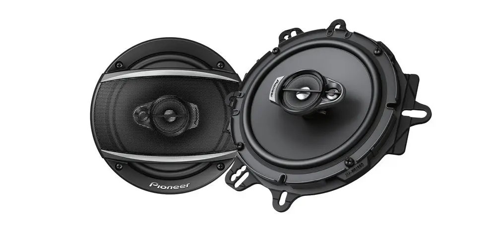 Акустика коаксиальная Pioneer TS-A1670F. 16.5 см (6.5 дюйм.), Мощность динамиков 70 Вт (номинальная), 320 Вт (максимальная).