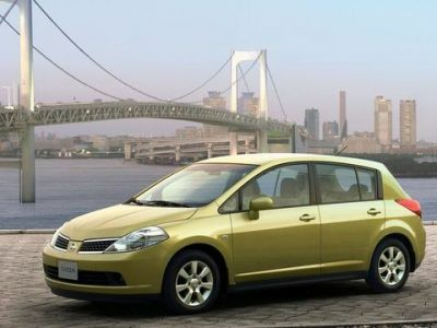 Переходная рамка AVIS AVS500FR для NISSAN TIIDA / X-TRAIL / QASHQAI / PATROL / JUKE, 2DIN (#097)