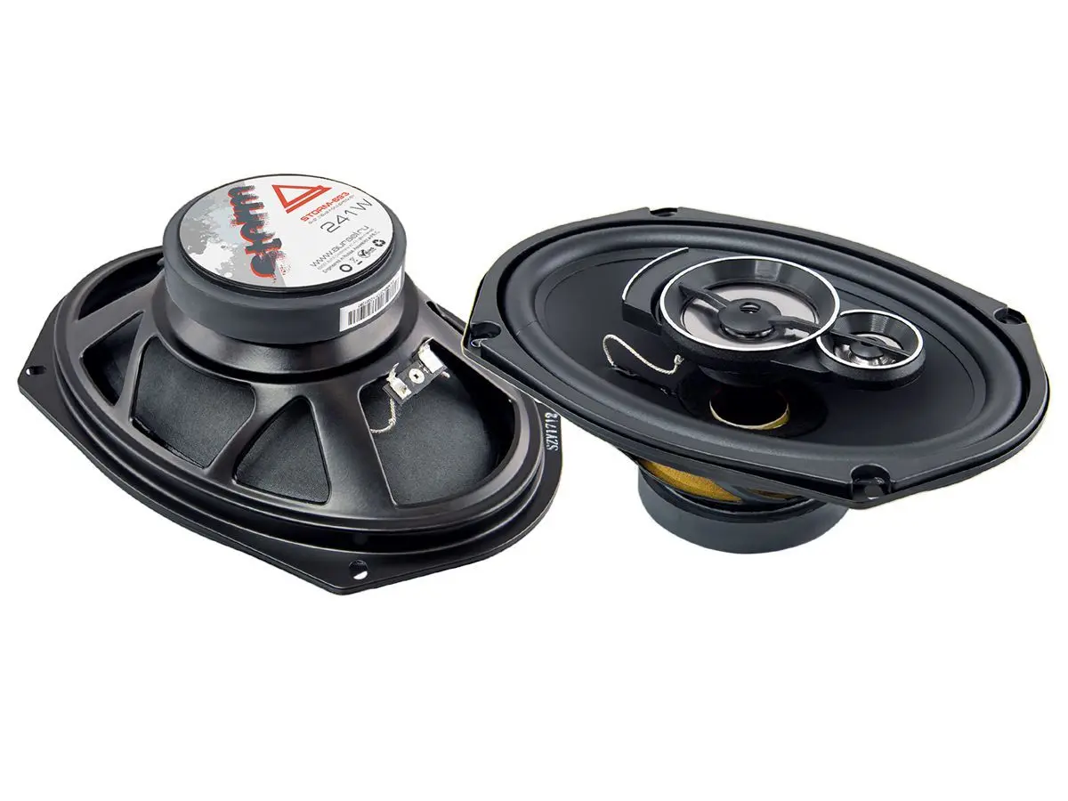 Акустика коаксиальная Aura Storm-693. овальный 15x23 см (6x9 дюйм.), Мощность динамиков 121 Вт (номинальная), 241 Вт (максимальная).