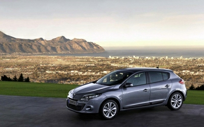 Переходная рамка AVIS AVS500FR для RENAULT MEGANE 2 (2005-2008), 2DIN (#107)