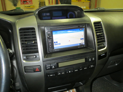 Переходная рамка AVIS AVS500FR для TOYOTA LAND CRUISER PRADO 120, 2DIN (#137)