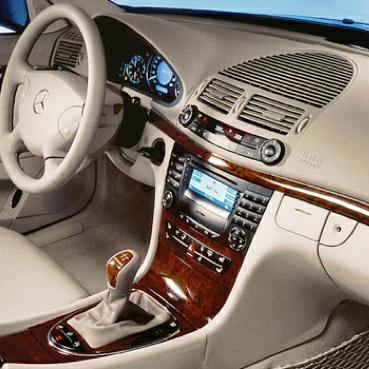 Intro RMB-E02 - Переходная рамка Mercedes E-Klasse