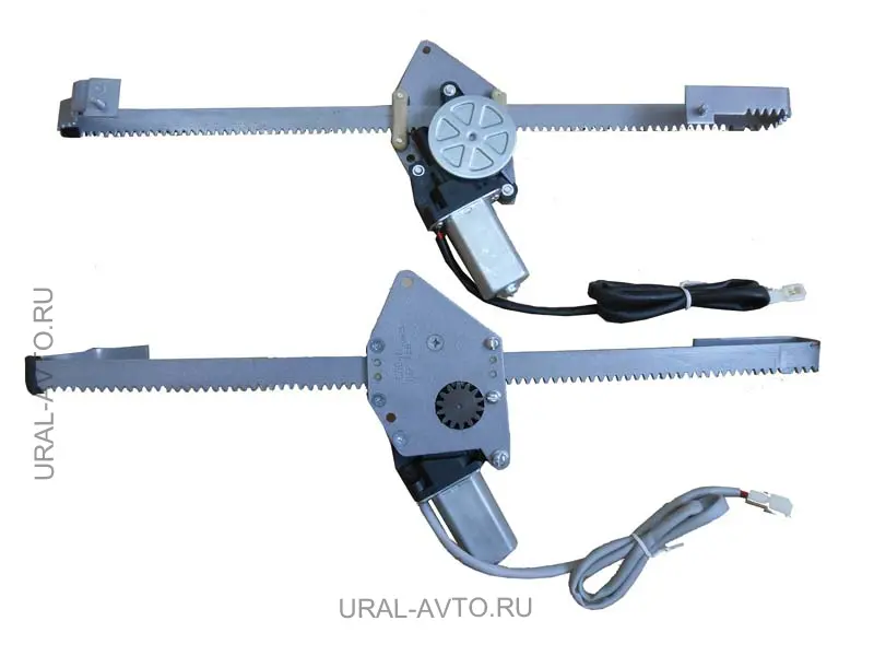 Стеклоподъемники Renault Logan / Sandero / Duster / Lada Largus в передние двери <br/>Электрические стеклоподъемники "ГРАНАТ"(без электромонтажного комплекта) в передние двери автомобилей Renault Logan I, Sandero I, Duster и Lada Largus выпуска с 2004 года по настоящее время.<br />
<br />
Применяемость на автомобилях<br />
<br />
Renault    Logan I (LS)    седан 2004+<br />
Renault    Sandero I (BS0) хэтчбек 2007+<br />
Renault    Duster I (HSA/M) внедорожник 2010+<br />
Renault    Duster II внедорожник 2015+<br />
LADA Largus    универсал     2012+<br />
<br />
Особенностью стеклоподъемников "ГРАНАТ" является:<br />
- принцип работы, при котором моторедуктор вместе с обоймой стекла при помощи зубчатого вала перемещается по неподвижной направляющей (рейке) стеклоподъемника;<br />
- устанавливаются на место направляющей оригинального стеклоподъемника и крепятся в штатные отверстия, при этом сверление дополнительных отверстий и доработка дверей не требуется.<br />
<br />
Основные преимущества:<br />
- надежная оригинальная конструкция,<br />
- отсутствие перекосов стекол,<br />
- отсутствие изгибающихся элементов гарантирует длительную бесперебойную работу,<br />
- стеклоподъемник комплектуется импортным мотор-редуктором,<br />
- уровень шума 40 – 50 дб (не громче работающего двигателя автомобиля),<br />
- электропривод стеклоподъемника в период установленного ресурса работы специального технического обслуживания не требует.<br />
<br />
Комплектность<br />
<br />
Р.Renault Logan, Sandero, Duster, Lada Largus.11 передний левый <br />
Р.Renault Logan, Sandero, Duster, Lada Largus.12 передний правый<br />
Упаковка<br />
Паспорт    