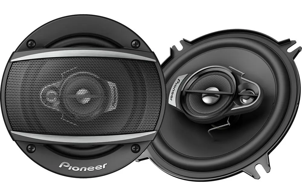 Акустика коаксиальная Pioneer TS-A1370F. 13 см (5 дюйм.), Мощность динамиков 50 Вт (номинальная), 300 Вт (максимальная).