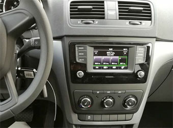 Incar RSC-8676 YTM - Переходная рамка Skoda Yeti для RNS-510 (Manual AC)