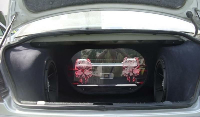 Установка сабвуфера