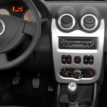 Intro RFR-N28 - Переходная рамка Renault Logan