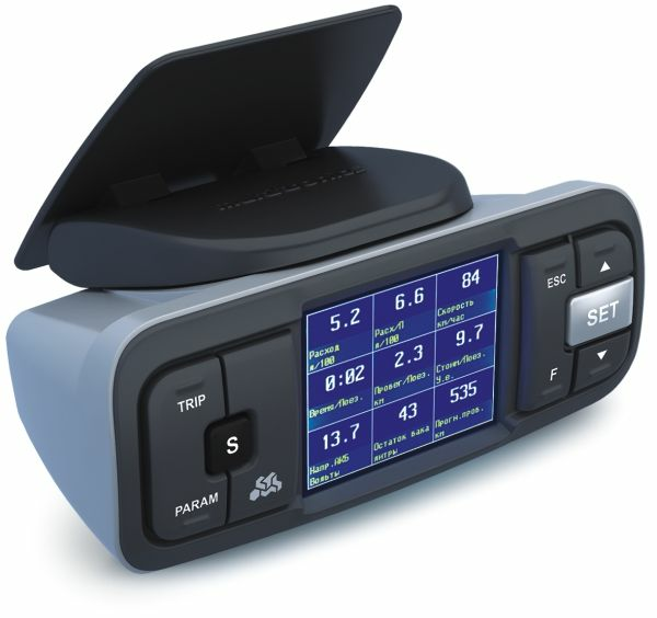 Multitronics VC735 <br/>Бортовой компьютер Multitronics VC735 <br />
 <br />
Предназначен для установки на инжекторные бензиновые и дизельные автомобили. Крепится на лобовое стекло. <br />
 <br />
Новая аппаратная реализация <br />
Бортовой компьютер “MULTITRONICS VC735” построен на новом процессоре и имеет другую аппаратную реализацию, в отличие от модели “MULTITRONICS VC730”.  <br />
<br />
Легкая установка <br />
Возможность подключения бортового компьютера только к колодке диагностики автомобиля (для большинства автомобилей). <br />
<br />
Расширение функционала <br />
Функциональность бортового компьютера может быть увеличена с помощью дополнительного расширителя сигналов Multitronics РШ-1 (опция) -  подключение к автомобилям без разъема OBD-2:  ГАЗ до 1998 г.в. (Евро-2), в универсальном режиме (для подключения к форсунке и датчику скорости), а также для подключения к газовому оборудованию для активации режима "Газ / Бензин". <br />
<br />
Цветной дисплей <br />
Цветной TFT дисплей 2.4 дюйма разрешением 320х240 и рабочей температурой от -20 градусов. Цветовое оформление дисплеев может быть настроено пользователем индивидуально (по RGB каналам). Четыре предустановленные цветовые схемы с быстрым переключением. <br />
<br />
Мультидисплеи <br />
Дисплеи х 1 параметр, 6 настраиваемых дисплея х 4 параметра, 4 настраиваемых дисплея х 7 параметров, 3 настраиваемых дисплея х 9 параметров, 7 дисплеев средних параметров х 7 параметров, 2 дисплея парктроника, 3 горячих меню х 10 функций. <br />
<br />
32-разрядный процессор <br />
Мощный 32-разрядный процессор обеспечивает большую точность и скорость работы. <br />
<br />
Универсальное крепление <br />
Бортовой компьютер может быть легко установлен на лобовое стекло автомобиля. Крепление позволяет отрегулировать прибор в 2-х плоскостях и обеспечит нулевой уровень вибрации. <br />
<br />
Поддержка протоколов <br />
Бортовой компьютер поддерживает большое количество универсальных и оригинальных протоколов диагностики автомобилей. Это позволяет установить его на большинство автомобилей. Даже если протокол диагностики автомобиля не поддерживается, всегда можно подключиться к датчику скорости и форсунке и задействовать большинство функций. <br />
<br />
Расширенная диагностика <br />
До 200 параметров диагностики ЭБУ для множества оригинальных протоколов, включая паспорт, сервисные записи ЭБУ на уровне диагностического сканера. Чтение данных стоп-кадра (до 40 параметров) при возникновении ошибки в работе системы, состояния контрольных систем автомобиля из оригинального протокола без переключения в протокол OBD-2. Диагностика не только ошибок, но и параметров АБС, электропакета и других дополнительных систем. <br />
<br />
Простая настройка <br />
Большую часть настроек можно редактировать и сохранять при помощи программы с обычного персонального компьютера (при подключении стандартным кабелем mini-USB). <br />
<br />
Перенос статистики поездок на ПК <br />
Статистика поездок может быть перенесена на персональный компьютер и импортирована в различные программы для дальнейшего анализа и ведения статистики за продолжительный период времени. <br />
<br />
Сохранение файла конфигурации на ПК <br />
Все настройки бортового компьютера могут быть сохранены в файл на ПК пользователя - это позволяет обмениваться конфигурационными файлами между пользователями идентичных автомобилей. Сделав все необходимые калибровки на одном автомобиле (калибровку расхода топлива, скорости, бака), готовый файл конфигурации можно передать другим пользователям аналогичных машин. <br />
<br />
Подключение до 2-х парковочных радаров <br />
Бортовой компьютер позволяет произвести подключение до 2-х парковочных радаров Multitronics PU-4TC одновременно (спереди и сзади). <br />
<br />
Предупреждение о неисправности сразу при ее возникновении <br />
При возникновении ошибки в ЭБУ автомобиля бортовой компьютер сразу же предупредит о факте ее возникновения. Таким образом, водитель сразу же будет проинформирован о нештатной работе систем автомобиля. <br />
<br />
“Горячие меню” (быстрый вызов “любимых функций”) <br />
“Горячие меню” позволяют осуществить быстрый доступ к функциям, расположенным в “Дисплее установок”. Пользователь может по своему усмотрению настроить состав “Горячих меню” (до 10 функций каждое) и нажатием всего одной кнопки вызывать список функций и настроек, находящихся в различных местах “Дисплея установок”. Существует три независимых “Горячих меню” для дисплеев Параметры, Средние и Парковка. <br />
<br />
Журналы поездок и заправок <br />
Журналы средних параметров на 20 поездок и 20 заправок. <br />
<br />
“Контроль качества топлива” <br />
С высокой точностью отслеживается изменение расхода топлива или длительности впрыска. При изменении выводится предупреждение и числовое значение ухудшения / улучшения качества топлива (в процентах к эталону). <br />
<br />
“Эконометр” <br />
Позволяет устанавливать значение пробега на остатке топлива в баке и контролировать стиль поездки (расход топлива). На основании установленного пробега, средней скорости и расчетного расхода топлива, эконометр указывает время прибытия и отклонение от установленного пробега. <br />
<br />
“Габариты” / “Газовое оборудование” <br />
Бортовой компьютер предупредит как о невключенном ближнем свете при начале поездки, так и о невыключенных габаритах после окончания поездки. Возможно использование бортового компьютера совместно с газовым оборудованием: максимально точный расчет расхода топлива с учетом отдельной поправки для газа. <br />
<br />
Обновление через интернет <br />
Бортовой компьютер поддерживает самостоятельное обновление программного обеспечения с помощью встроенного разъема mini-USB с возможностью запоминания и переноса настроек в новые версии. <br />