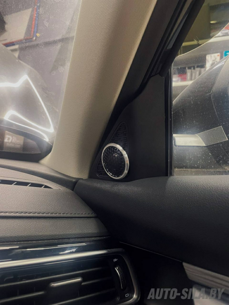 новая акустика Best Balance A6.5с в двери в Джили Атлас