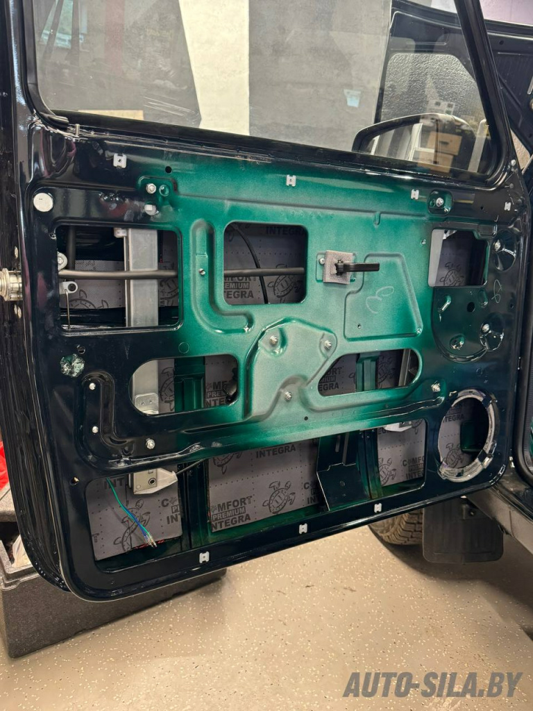 звукоизоляция дверей материалом Comfort Mat Integra 