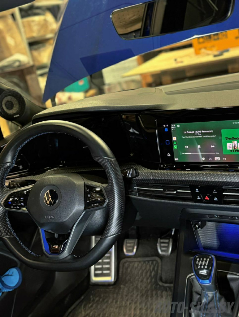 новая аудиосистема в VW Golf R