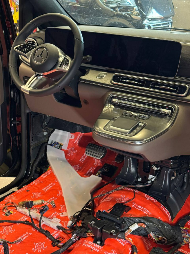 материал comfortmat fusion в Mercedes V-class