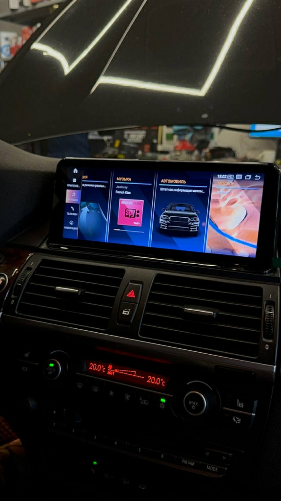  установка головного устройства с Carplay в BMW X5
