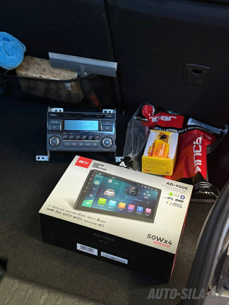 новый монитор и камера заднего вида для Ниссан Жук