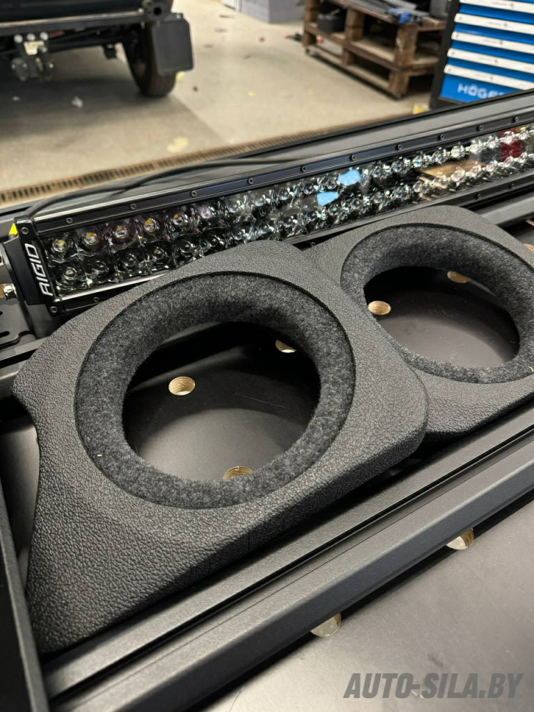 подиумы для новых динамиков в двери