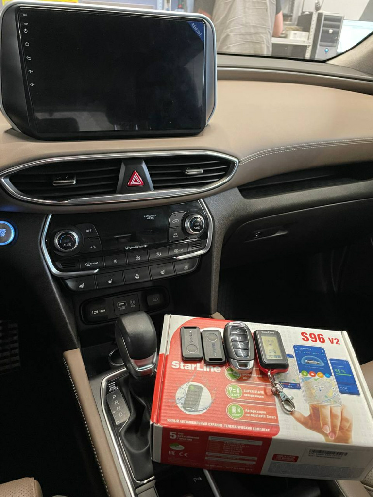 установка охранной системы с автозапуском Starline S96 v2 в Хендай Санта Фе