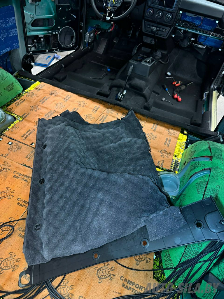 шумоизоляция салона и дверных карт материалом Comfort Мat Soft Wave 15 шумоизоляция салона и дверных карт материалом Comfort Мat Soft Wave 15