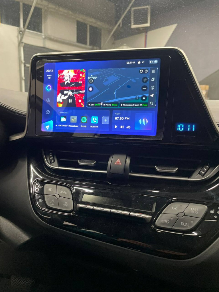 новый широкоформатный экран TEYES CC3 в Toyota C-HR