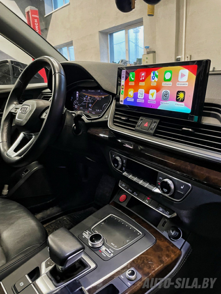 новая автомагнитола в Audi Q5