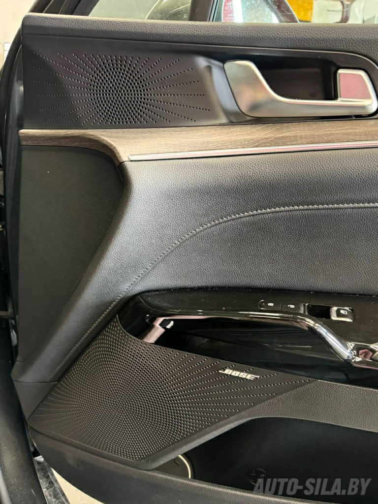 новая акустическая система на компонентах BLAM BOSE в KIA K5