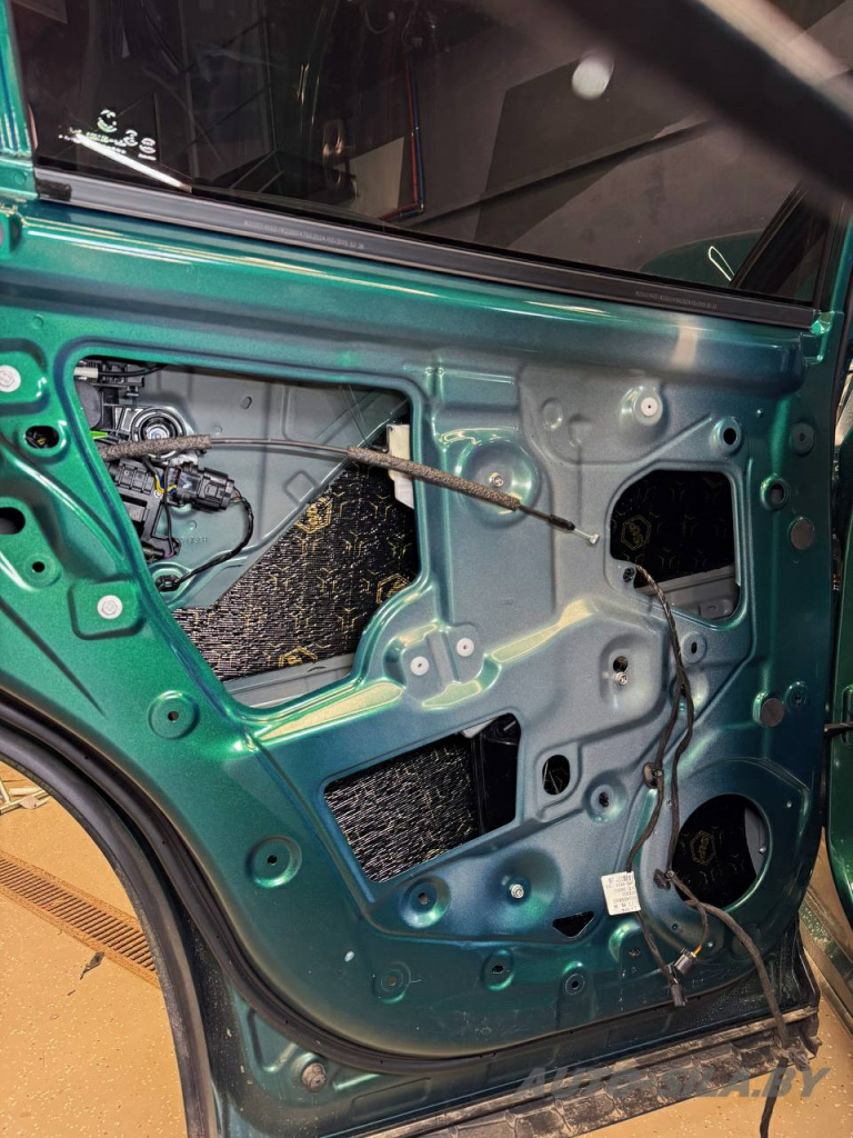 звукоизоляция StP Accent Premium в дверях Донгфенг