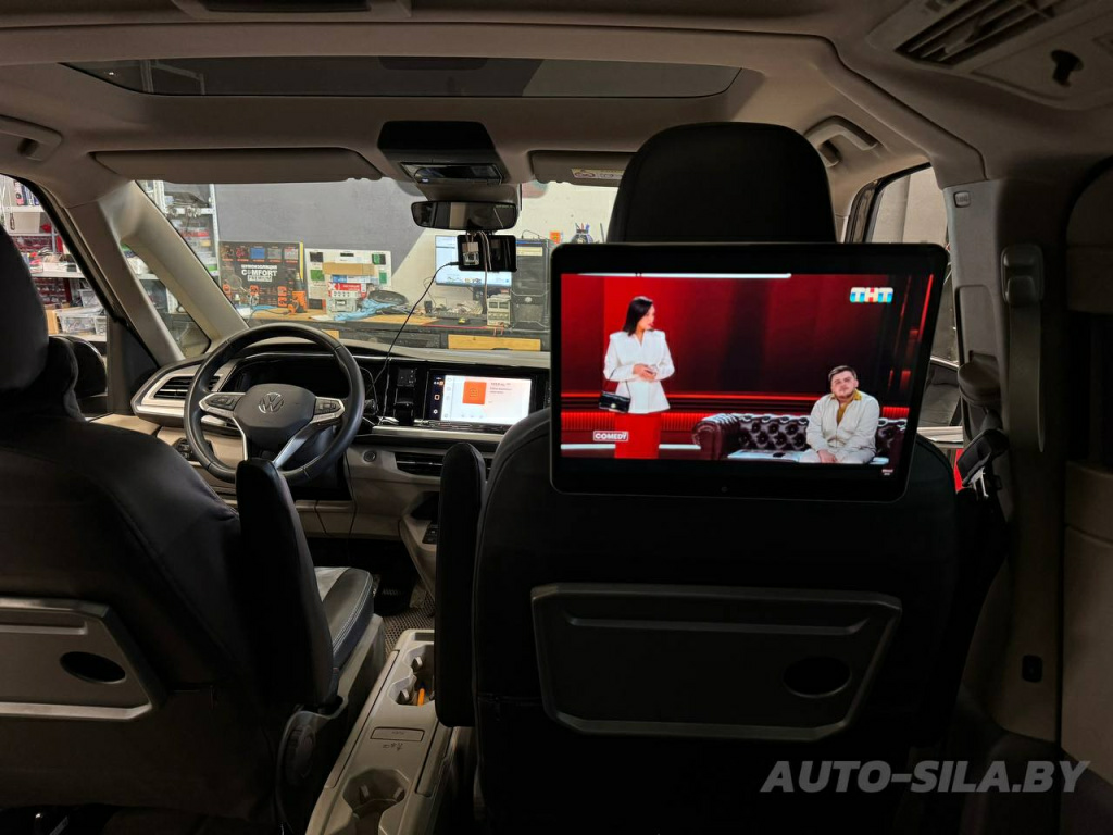установка навесного монитора на подголовник в Volkswagen T7