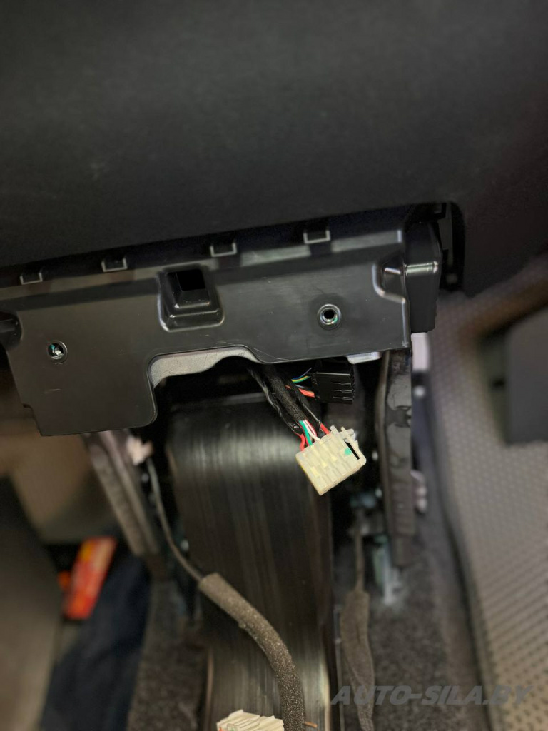 распиновка разъёма в Донгфенг