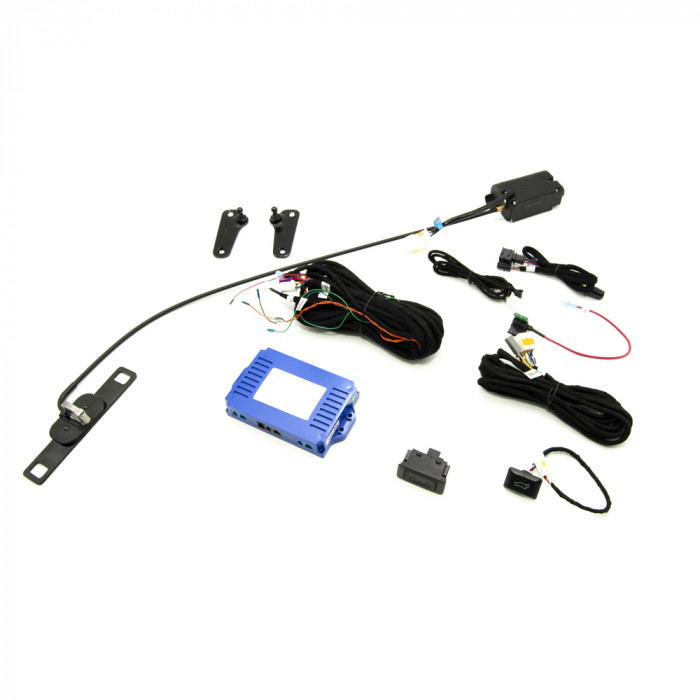 Электропривод двери багажника Inventcar Tailgate для Geely Coolray 2019 <br/>Комплект для установки электрического привода-доводчика крышки багажника INVENTCAR TailGate CLR19 для автомобилей Geely Coolray с 2019 года выпуска.<br />
<br />
Если ваша комплектация не оснащена доводчиком пятой двери — установка электропривода багажника INVENTCAR TailGate CLR19 делает эту опцию доступной для вашей машины. После его монтажа задняя дверь будет открываться нажатием одной кнопки.<br />
<br />
Электропривод INVENTCAR TailGate существенно упрощает открытие задней двери, обеспечивает плавное закрытие багажника, улучшая эксплуатационные характеристики вашего автомобиля. Система оснащена датчиками, которые останавливают работу при наличии помех для закрытия двери и не дают случайно открыть багажник во время движения.<br />
<br />
Комплектация:<br />
 - Электроприводы крышки багажника<br />
 - Электронный блок управления привода<br />
 - Кнопка управления закрытием крышки багажника<br />
 - Кнопка салона для управления открытием/закрытием багажника<br />
 - Комплект проводов для монтажа