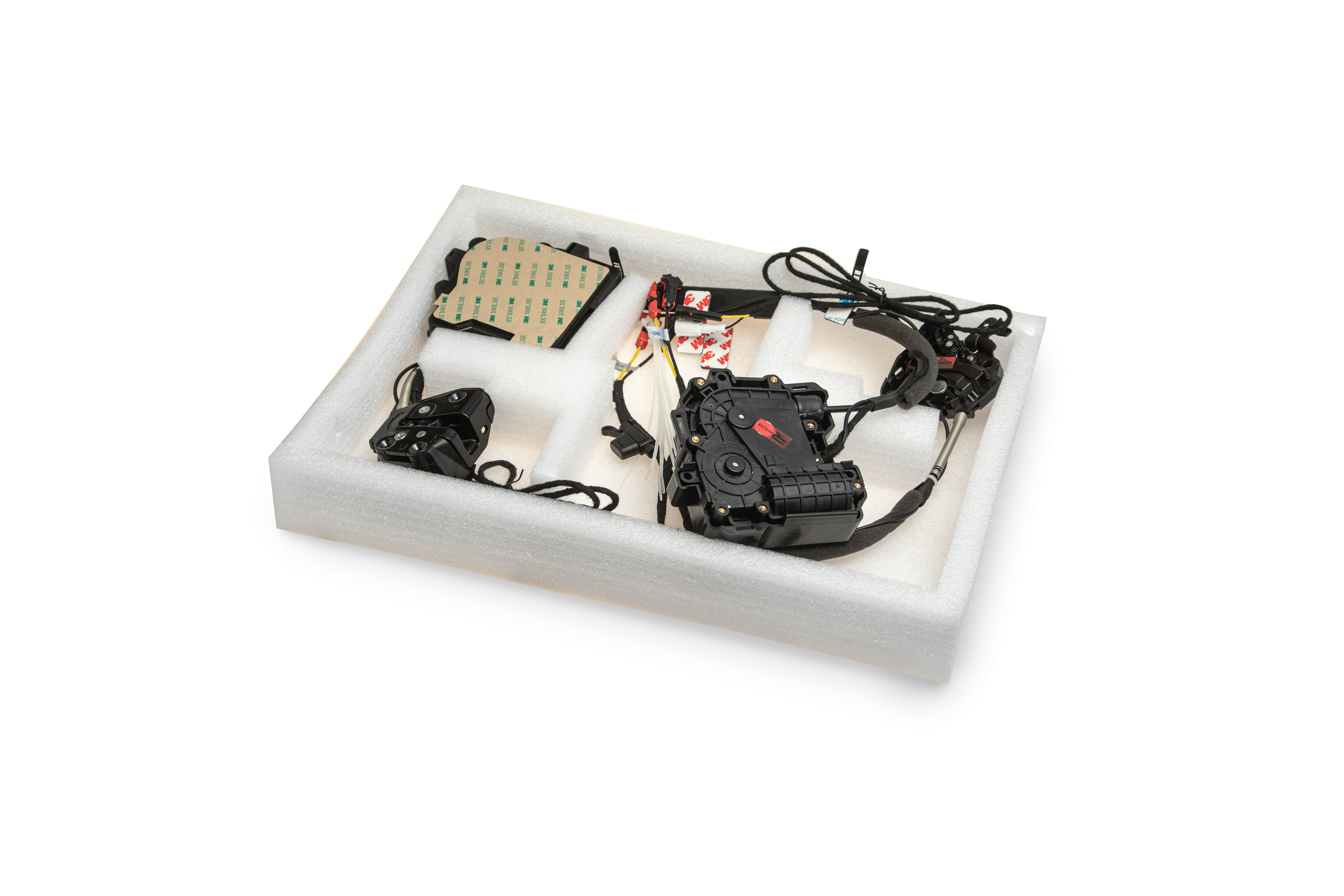 Комплект доводчиков Rulium AA-RL-CMR80 <br/>  <br />
 Совместимость: <br />
  <br />
 Honda UR-V 2024- н.в. <br />
 Toyota Prado 250 2023 <br />
 Toyota Camry XV80 <br />
 Toyota Highlander 2024 <br />
  <br />